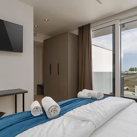 بيت للعطل Tonka *