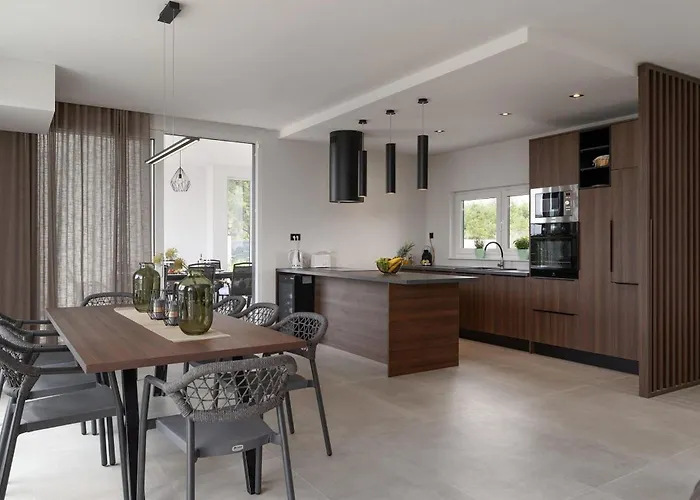 펜션 Villa Tonka Frata